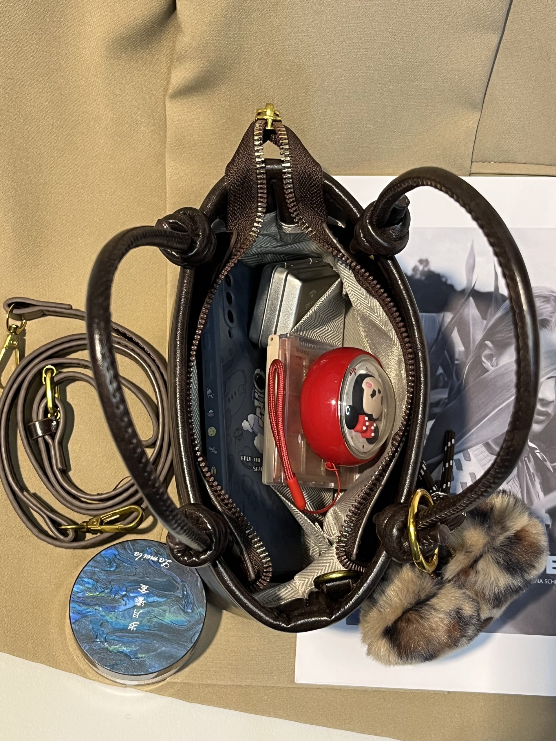 Trendy Retro Heart-Shaped Bucket Tote Bag 2025 - Stylish Women's Shoulder & Crossbody Bag Trendy Retro Heart-Shaped Bucket Tote Bag 2025 - Stylish Women's Shoulder & Crossbody Bag