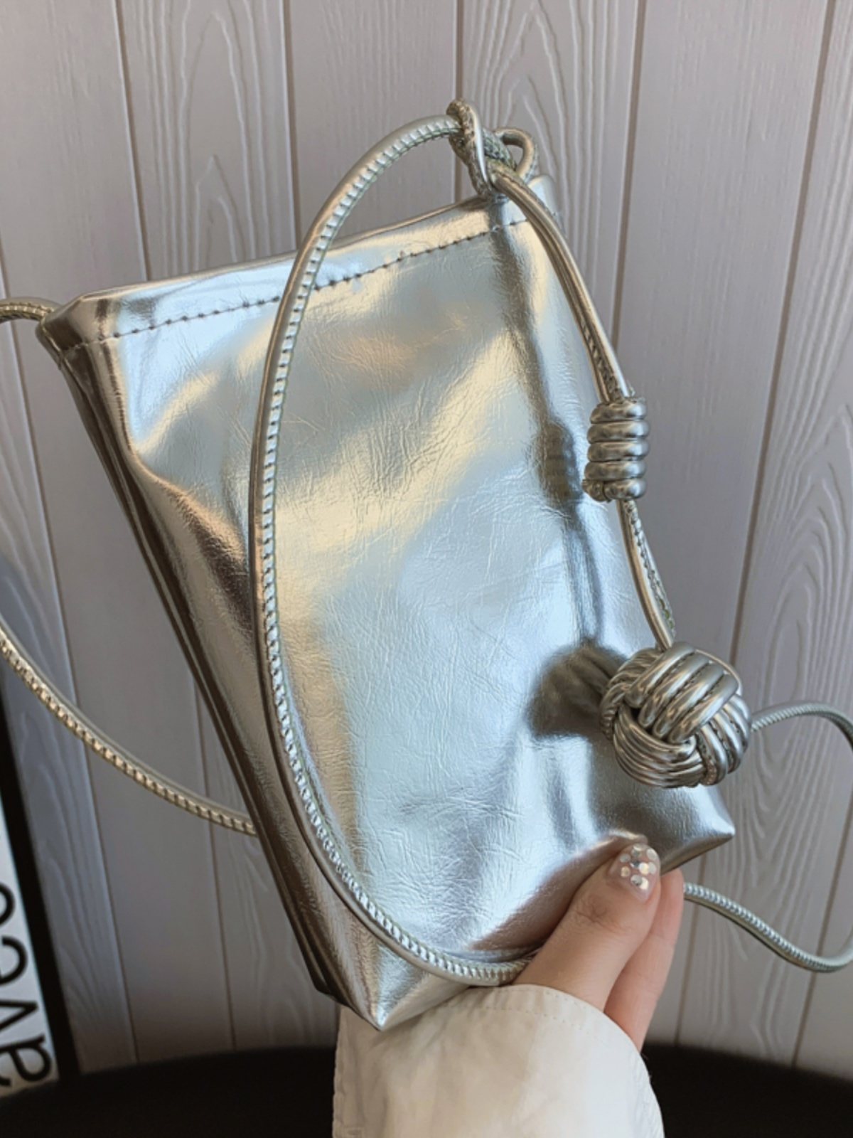Trendy Silver Mini Handbag for Women - 2025 Summer Versatile Chain Shoulder Crossbody Phone Bag Trendy Silver Mini Handbag for Women - 2025 Summer Versatile Chain Shoulder Crossbody Phone Bag