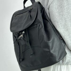 Trendy Soft Leather Travel Backpack for Women - Versatile American-Style High-End Niche Bag for 2024