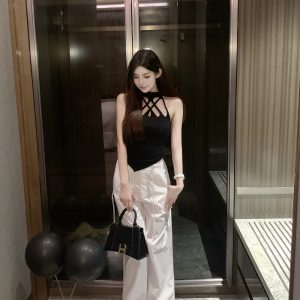 Trendy White Cargo Pants for Women - Low Waist Slim Fit Wide-Leg Design, Perfect for 90s and Y2K Inspired Looks