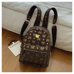 Trendy Women's Backpack 2025 - Versatile Hiking Bag for College Students, Stylish Commuting Pack, Fashionable Daily Use