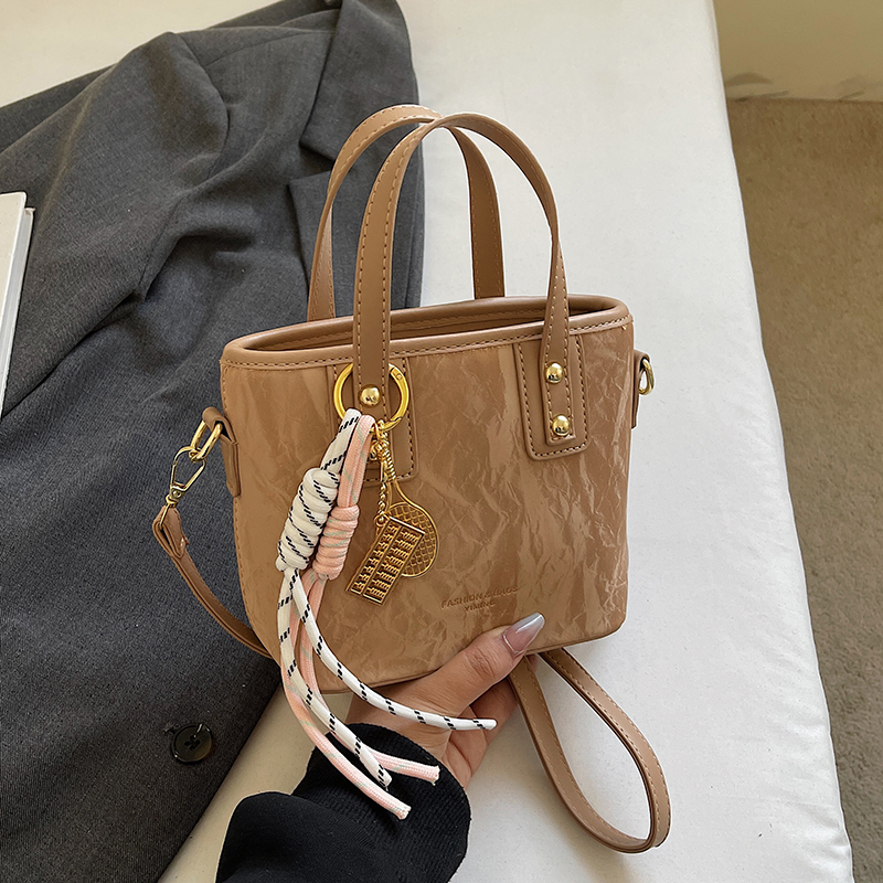 Trendy Women's Mini Bucket Handbag - Versatile 2025 Casual Crossbody Bag for Stylish Everyday Use Trendy Women's Mini Bucket Handbag - Versatile 2025 Casual Crossbody Bag for Stylish Everyday Use