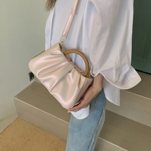Trendy Women's Pearlescent Cloud Design Handbag with Wooden Handle, Small Crossbody Shoulder Bag for 2023 Fashion
