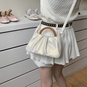Trendy Women's Pearlescent Cloud Design Handbag with Wooden Handle, Small Crossbody Shoulder Bag for 2023 Fashion