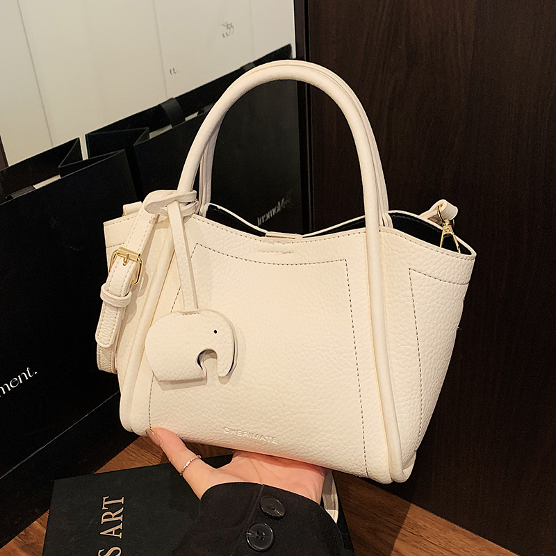 Trendy Women's Small Elephant Handbag - Fashionable Vegetable Basket Crossbody Bag for 2025 Style