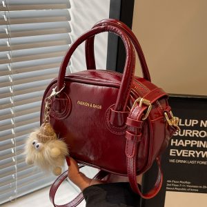 Trendy Women's Textured Crossbody Bag 2025 - Minimalist Small Square Shoulder Handbag for Commuting and Everyday Fashion