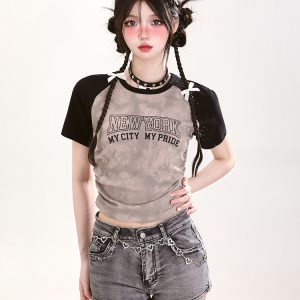 Trendy Women's Tie-Dye Short Sleeve T-Shirt with Pleated Design - American Style Summer Top for a Cool, Spicy Look