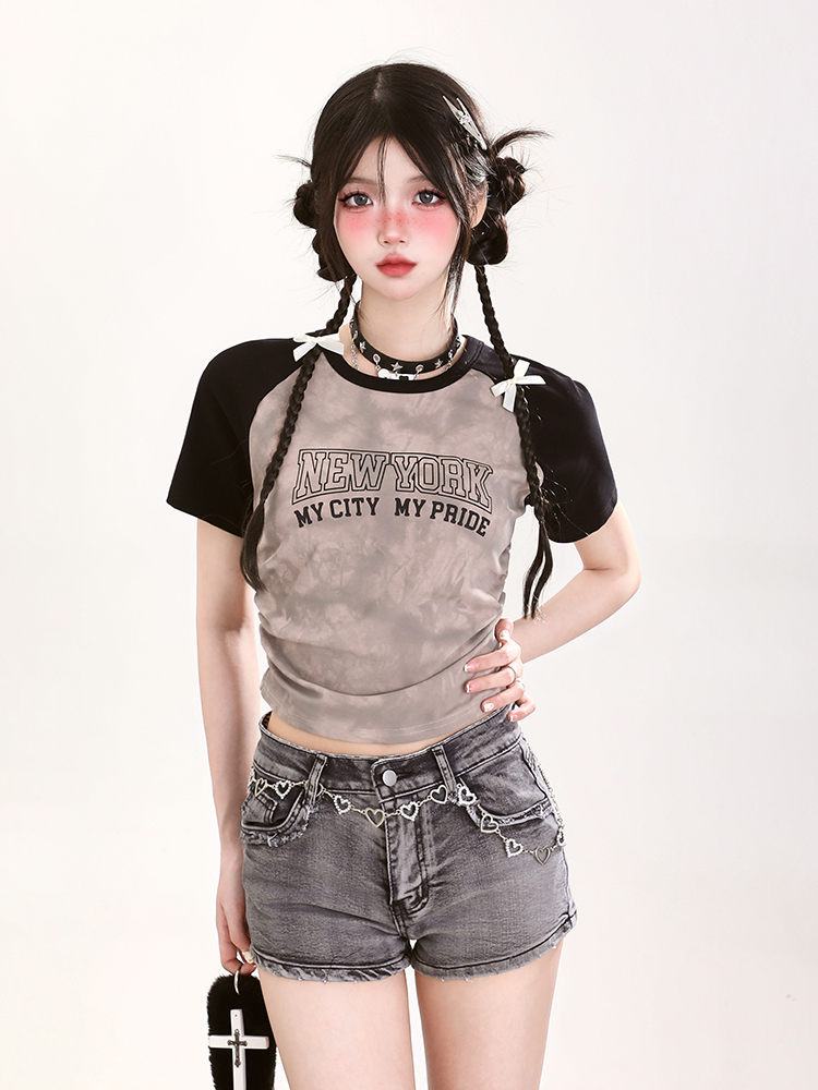 Trendy Women's Tie-Dye Short Sleeve T-Shirt with Pleated Design - American Style Summer Top for a Cool, Spicy Look Trendy Women's Tie-Dye Short Sleeve T-Shirt with Pleated Design - American Style Summer Top for a Cool, Spicy Look