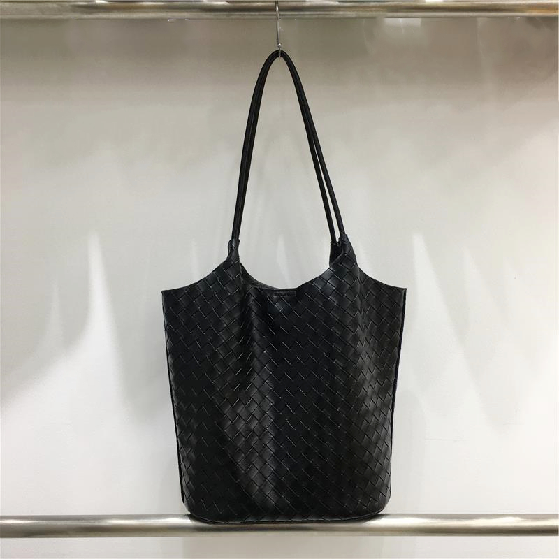 Trendy Woven Tote Bag for Mothers & Children - Large Capacity Casual Shoulder Bag 2025 Fashion Style