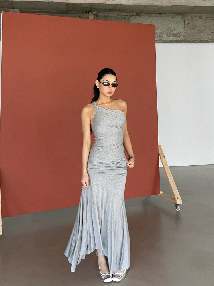 Twisted Tank Top with Built-In Fan Effect and Flowing Skirt - Gray-Scale Fashionable Aesthetics, Y2K Style Twisted Tank Top with Built-In Fan Effect and Flowing Skirt - Gray-Scale Fashionable Aesthetics, Y2K Style