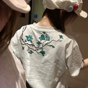 Unique Floral Embroidered Short Sleeve T-Shirt for Women - Retro High-End Summer Tee with Distinctive Shoulder Design