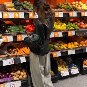 Unique Mud Dyed Spray Color Hoodie Set - Versatile Gray Hoodie with Multiple Styling Options for Trendy Looks