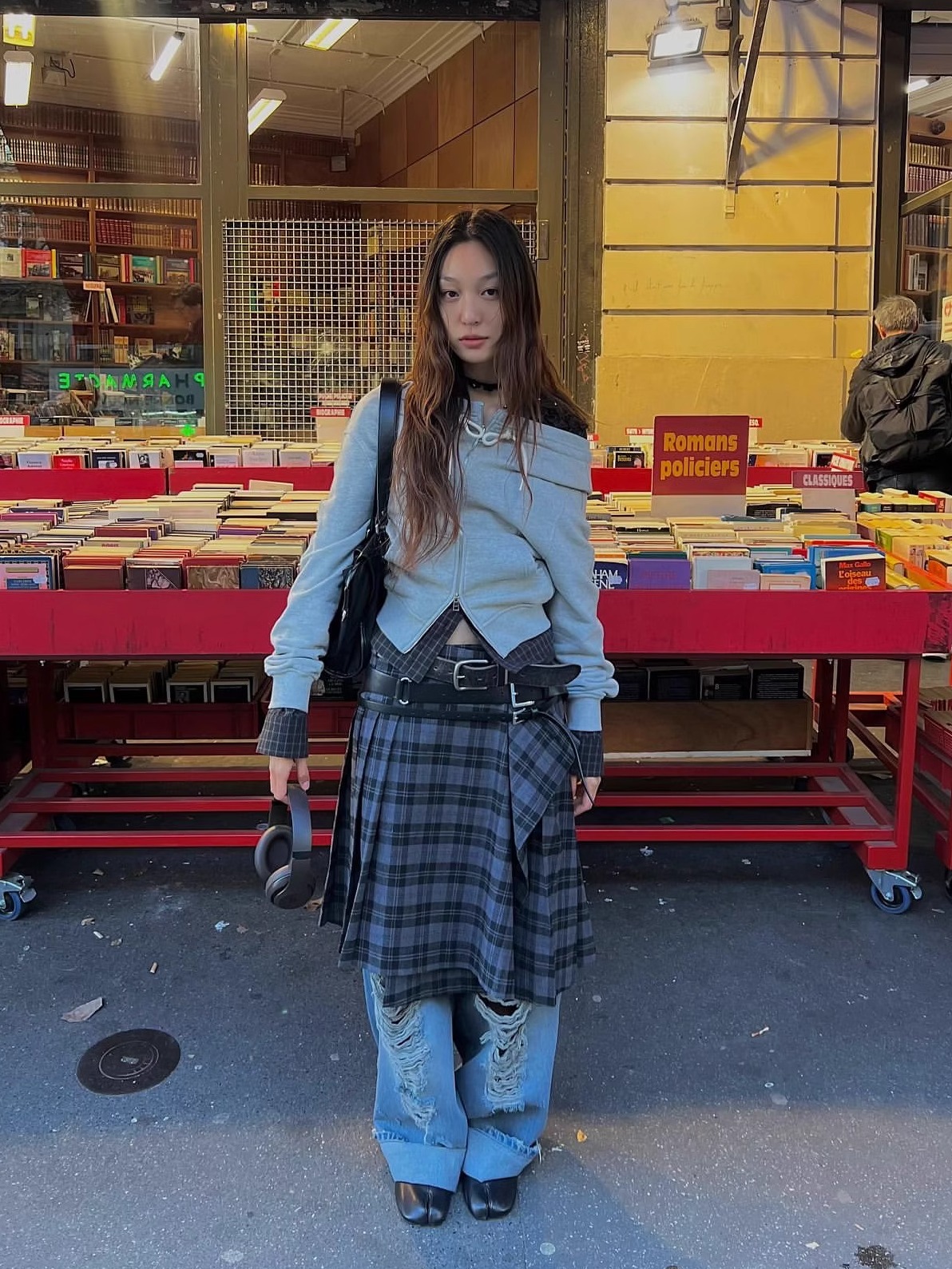 Unique Mud Dyed Spray Color Hoodie Set - Versatile Gray Hoodie with Multiple Styling Options for Trendy Looks Unique Mud Dyed Spray Color Hoodie Set - Versatile Gray Hoodie with Multiple Styling Options for Trendy Looks