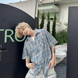 Unisex American Retro Brushed Plaid Short Sleeve T-Shirt - Casual Loose Fit Summer Shirt for Couples