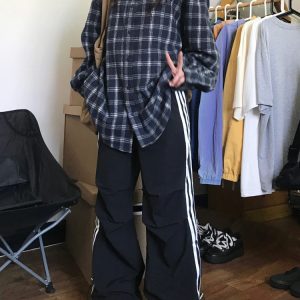 Unisex American Vintage Plaid Shirt - Chic Hong Kong Style Long Sleeve Coat for Spring - Trendy Couples Wool Shirt