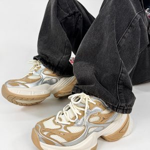 Unisex Black Scorpio Dad Shoes - Retro Thick-Soled Height-Increasing Sports Sneakers, Warrior Mecha Style, Trendy National Design