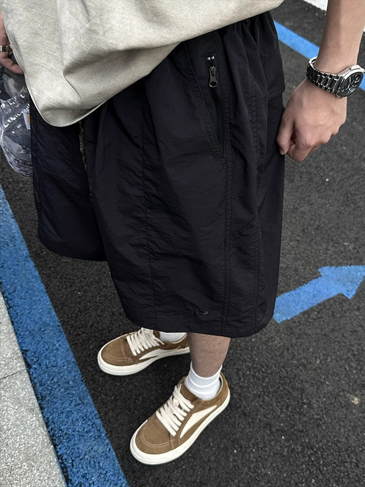 Unisex Japanese-Style Quick-Dry Cargo Shorts - Lightweight, Breathable, Casual 5-Point Summer Shorts for Outdoor Activities Unisex Japanese-Style Quick-Dry Cargo Shorts - Lightweight, Breathable, Casual 5-Point Summer Shorts for Outdoor Activities