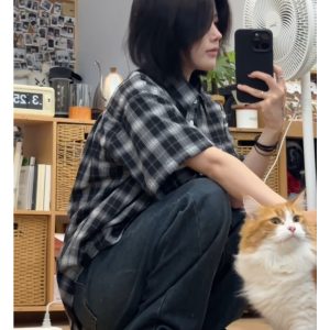 Unisex Relaxed Fit Plaid Short Sleeve Shirt - Casual Long Sleeve Half Sleeve Top for Effortless Style