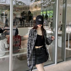 Unisex Retro American Plaid Fringe Long-Sleeve Shirt - Trendy Loose Fit for Couples - Vintage Style 90s Fashion Top