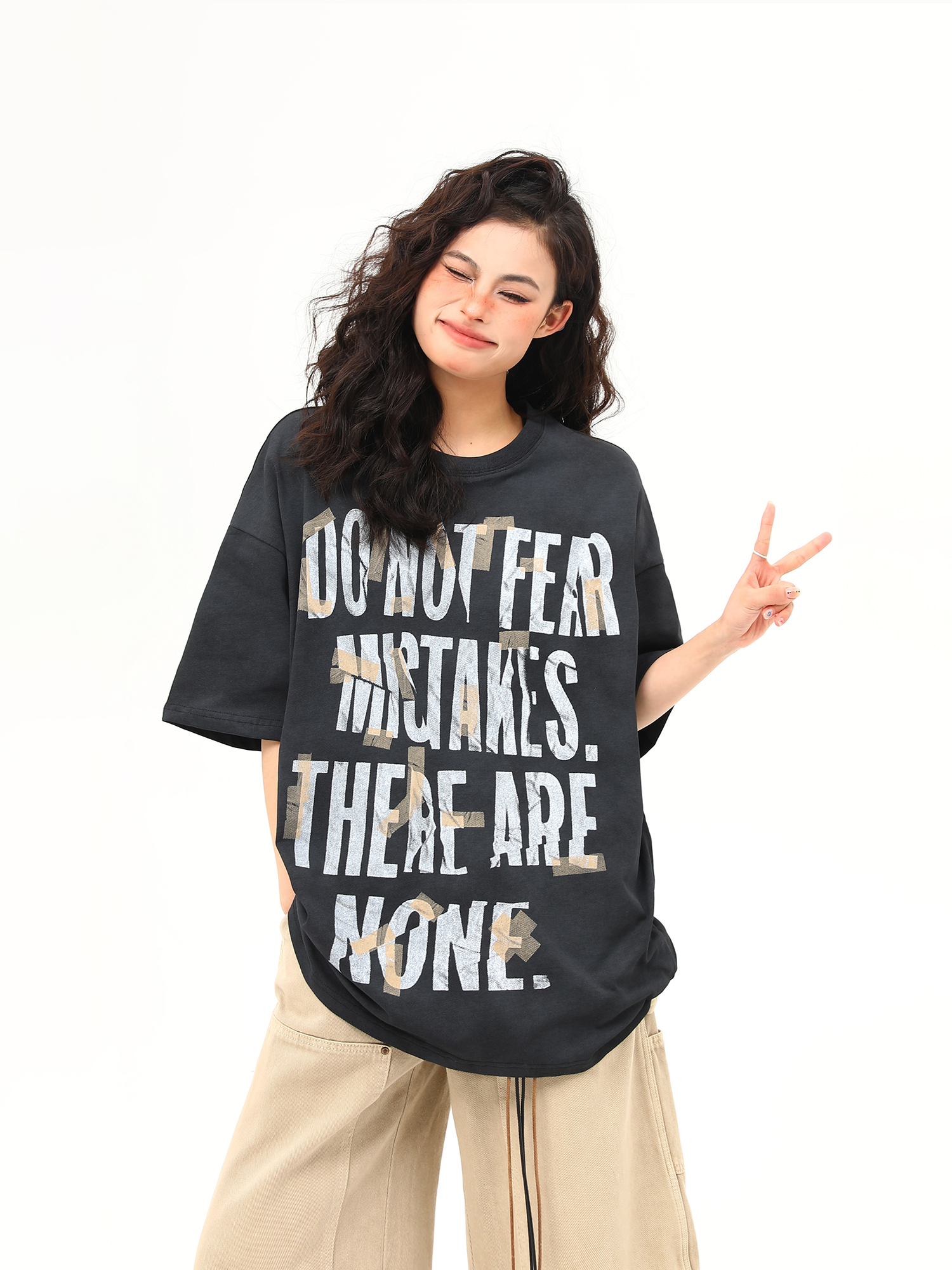 Unisex Retro Graffiti Letter Design Short-Sleeve T-Shirt - Summer Versatile Couple Tee, 90s American Street Style Unisex Retro Graffiti Letter Design Short-Sleeve T-Shirt - Summer Versatile Couple Tee, 90s American Street Style