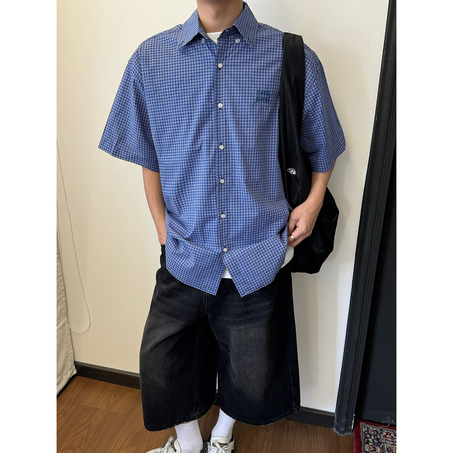 Unisex Vintage Blue Plaid Short Sleeve Shirt - Casual Embroidered Summer Style, Loose Fit, High-End Trend Unisex Vintage Blue Plaid Short Sleeve Shirt - Casual Embroidered Summer Style, Loose Fit, High-End Trend