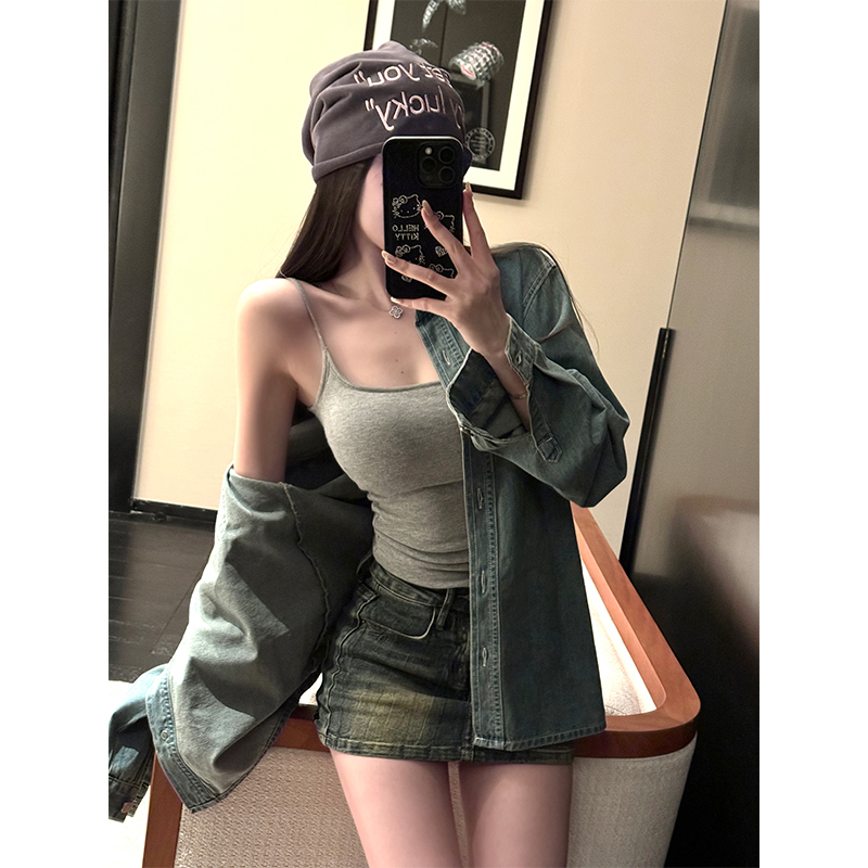 Universal Lift Cup Camisole for Women - Fitted Basic Top with Chest Pads, Versatile Essential for Everyday Style Universal Lift Cup Camisole for Women - Fitted Basic Top with Chest Pads, Versatile Essential for Everyday Style