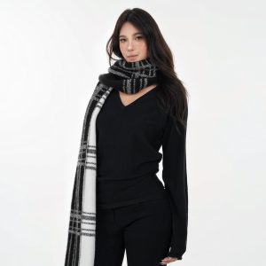 V-Neck Batwing Sleeve Knitted Wool Top - Cozy, Chic, Perfect for Layering, Fall Fashion Essential