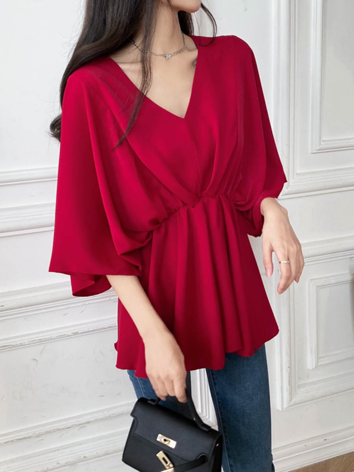 V-Neck Ruffled Batwing Sleeve Chiffon Pullover Shirt - Spring/Summer Mid-Sleeve Waist-Cinching A-Line Top in Red for Effortless Style V-Neck Ruffled Batwing Sleeve Chiffon Pullover Shirt - Spring/Summer Mid-Sleeve Waist-Cinching A-Line Top in Red for Effortless Style