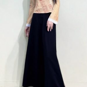 Versatile Black Floor-Length A-Line Skirt for Spring and Summer, Casual Sports Leisure Style, Perfect for Everyday Wear