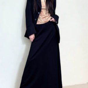 Versatile Black Floor-Length A-Line Skirt for Spring and Summer, Casual Sports Leisure Style, Perfect for Everyday Wear