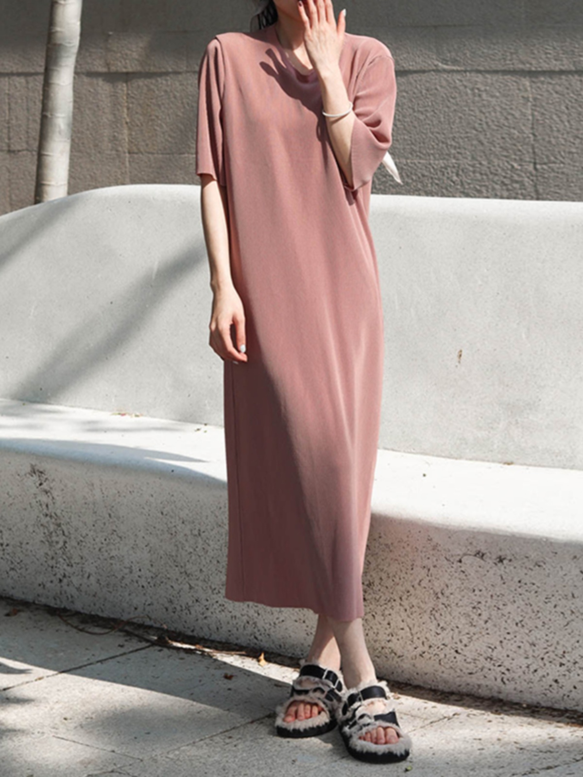 Versatile High-Temperature Pleated Paper Doll Dress with Toothpick Pleats, Knee-Length, Round Neck, Short Sleeves, Slimming Style Versatile High-Temperature Pleated Paper Doll Dress with Toothpick Pleats, Knee-Length, Round Neck, Short Sleeves, Slimming Style