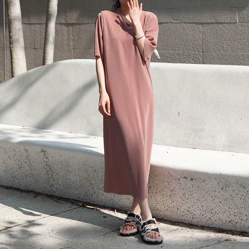 Versatile High-Temperature Pleated Paper Doll Dress with Toothpick Pleats, Knee-Length, Round Neck, Short Sleeves, Slimming Style Versatile High-Temperature Pleated Paper Doll Dress with Toothpick Pleats, Knee-Length, Round Neck, Short Sleeves, Slimming Style