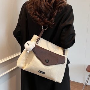 Versatile Large Capacity Shoulder Bag for Women - Summer 2025 Casual Commuting Hand-Held Travel Tote