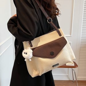 Versatile Large Capacity Shoulder Bag for Women - Summer 2025 Casual Commuting Hand-Held Travel Tote