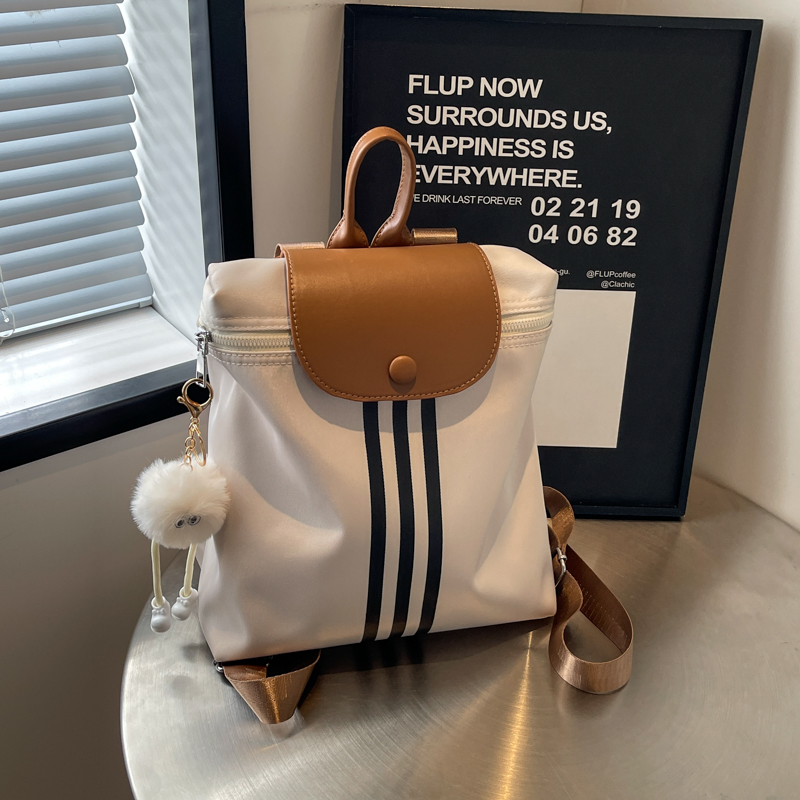 Versatile Large Capacity Women's Commuting Backpack - 2025 Travel & School Bag for Students, Stylish and Functional Design