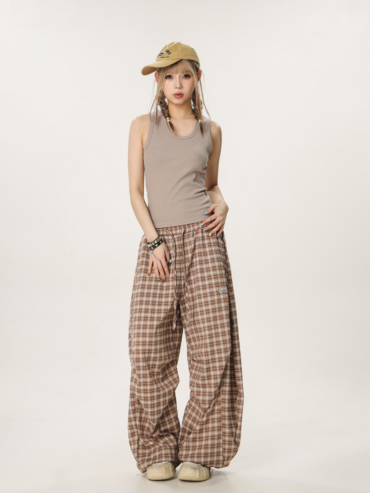 Versatile Plaid Pleated Wide-Leg Pants for Men and Women - Casual Straight Loose Draped Style, Perfect for 90s and Y2K Fashion Versatile Plaid Pleated Wide-Leg Pants for Men and Women - Casual Straight Loose Draped Style, Perfect for 90s and Y2K Fashion