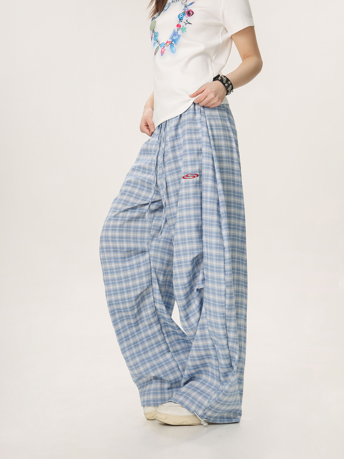 Versatile Plaid Pleated Wide-Leg Pants for Men and Women - Casual Straight Loose Draped Style, Perfect for 90s and Y2K Fashion Versatile Plaid Pleated Wide-Leg Pants for Men and Women - Casual Straight Loose Draped Style, Perfect for 90s and Y2K Fashion