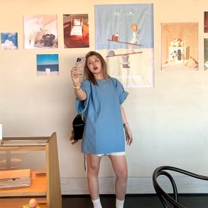 Versatile Round Neck Short Sleeve Solid Color T-Shirt for Women - Loose Slimming Style, Trendy Summer Fashion 2025