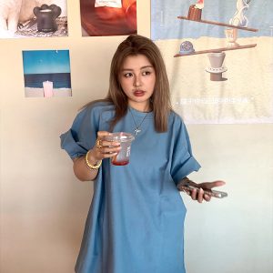 Versatile Round Neck Short Sleeve Solid Color T-Shirt for Women - Loose Slimming Style, Trendy Summer Fashion 2025