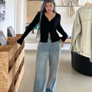 Versatile Solid Color Cotton Top - Basic Style for Effortless Chic Looks, Perfect for Everyday Wear and Layering