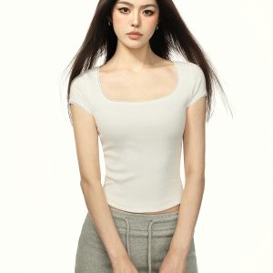 Versatile Square-Neck Cropped T-Shirt for Women - American Style Summer Short Sleeve Top, Collarbone-Revealing Trendy Design