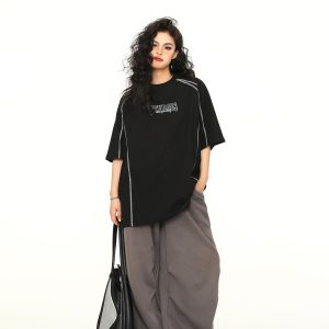 Vintage American High-End Unisex Loose Fit Short Sleeve T-Shirt - Versatile Couple Top for 90s and Y2K Style Enthusiasts