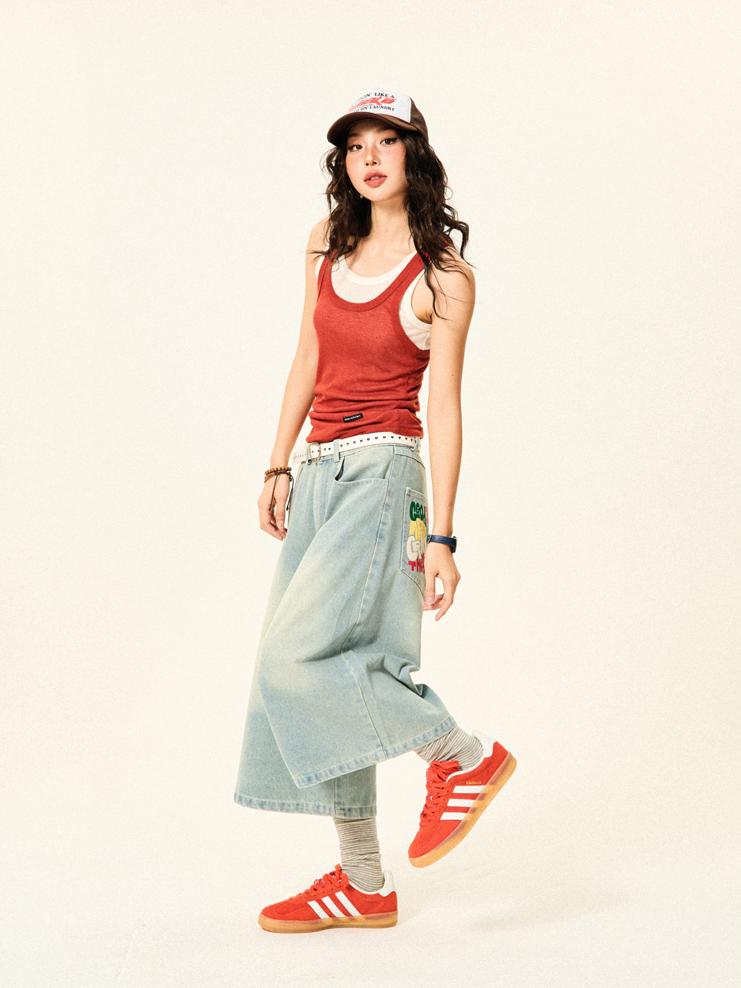 Vintage American Letter Embroidery Washed Denim Shorts for Women - Casual Loose Straight Cropped Pants, 90s Style Vintage American Letter Embroidery Washed Denim Shorts for Women - Casual Loose Straight Cropped Pants, 90s Style