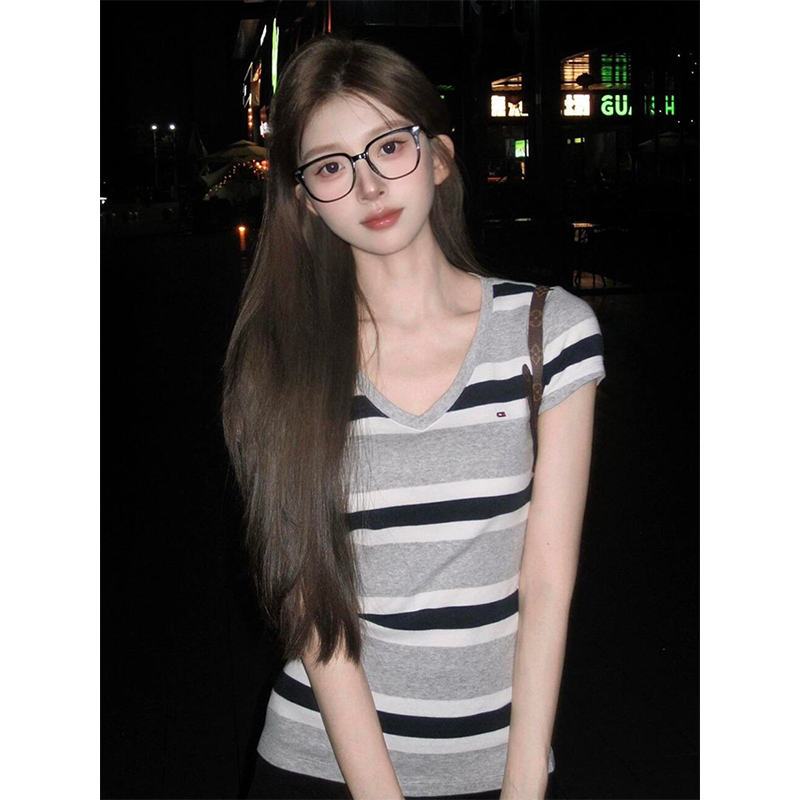 Vintage American Retro Striped V-Neck Short Sleeve Women's Summer T-Shirt - Stretchy Shoulder Niche Design Top