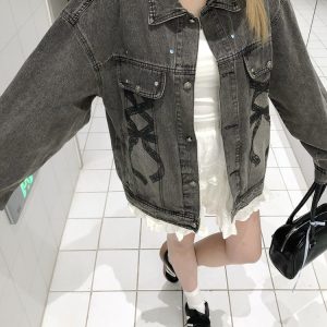 Vintage American-Style Denim Jacket with Graphic Bow and Graffiti Design - Women's Loose Fit Fashion Outerwear