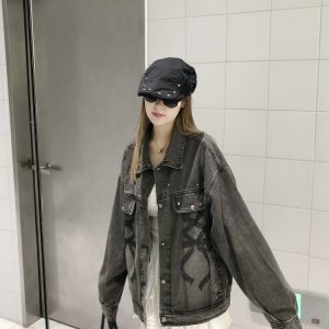 Vintage American-Style Denim Jacket with Graphic Bow and Graffiti Design - Women's Loose Fit Fashion Outerwear