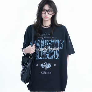 Vintage American-Style Distressed Loose Fit Short-Sleeve T-Shirt for Women with Mottled Print - Y2K Fashion Essential