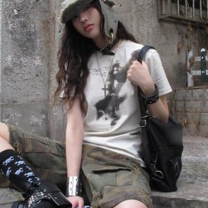 Vintage American Style Guitar Print T-Shirt for Women - Slim Fit Short Sleeve Summer Top, Trendy High Street Fashion