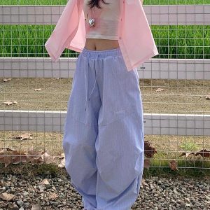 Vintage American-Style Loose-Fitting Wide-Leg Work Pants for Women, Striped Casual Sports Pants with Elastic Waist and Slimming Drape