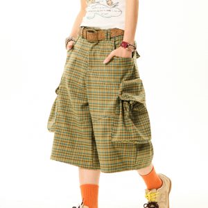Vintage American-Style Plaid Capri Pants for Women, Wide-Leg Workwear Shorts, Casual Versatile 90s Inspired Fashion